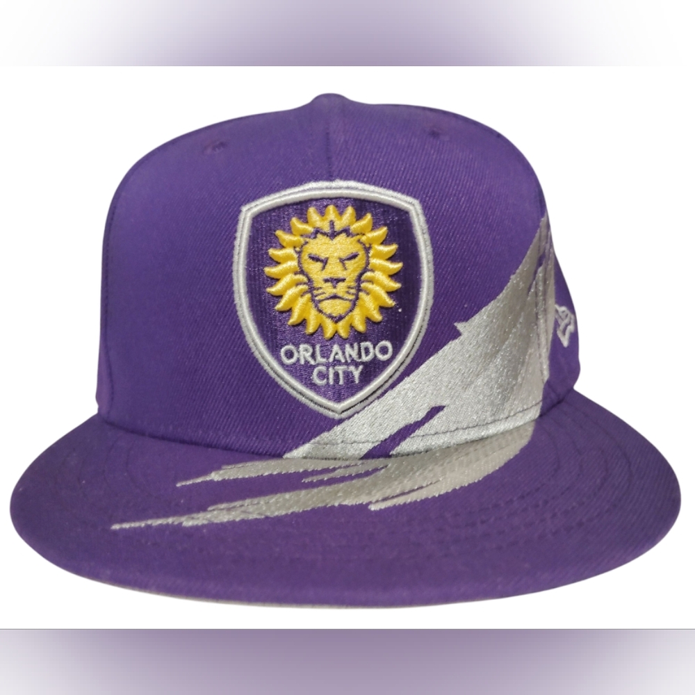 Orlando City MLS Fitted Cap Size 7 7/8 Purple Silver Gold New Era